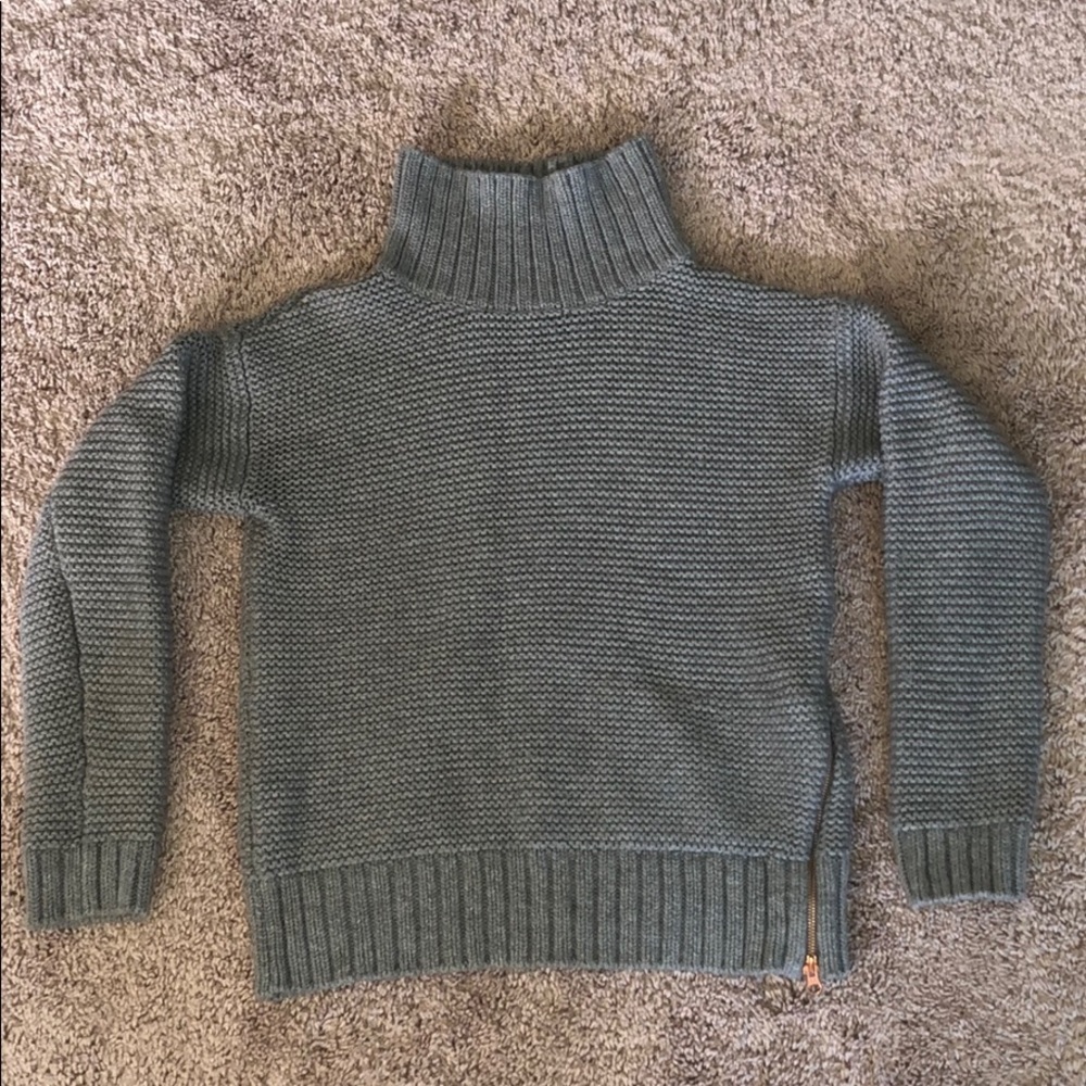 Lululemon Sweater